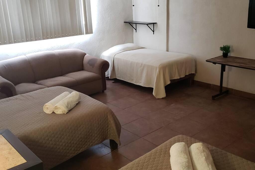 Departamento Grande Con 2 Recamaras Con Aire 5 Camas Wifi 115Mb, Cocina .Cochera Techada, #4 Ciudad Valles Εξωτερικό φωτογραφία