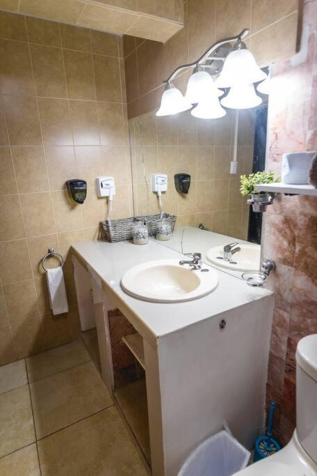 Departamento Grande Con 2 Recamaras Con Aire 5 Camas Wifi 115Mb, Cocina .Cochera Techada, #4 Ciudad Valles Εξωτερικό φωτογραφία