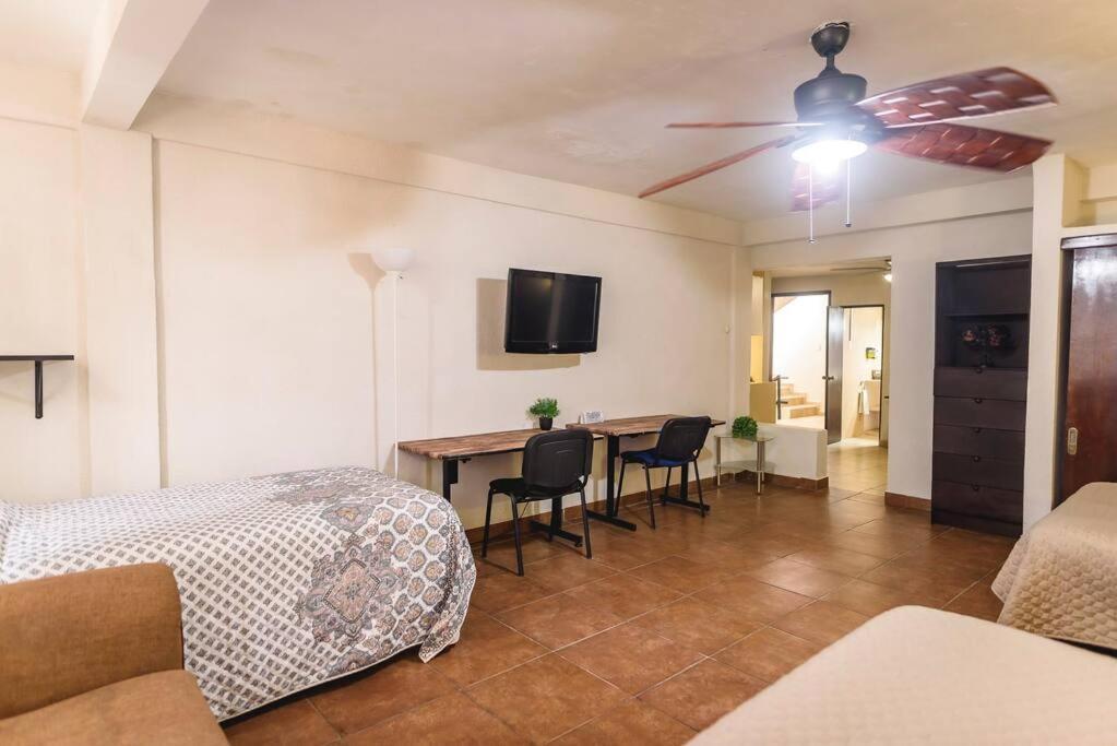 Departamento Grande Con 2 Recamaras Con Aire 5 Camas Wifi 115Mb, Cocina .Cochera Techada, #4 Ciudad Valles Εξωτερικό φωτογραφία
