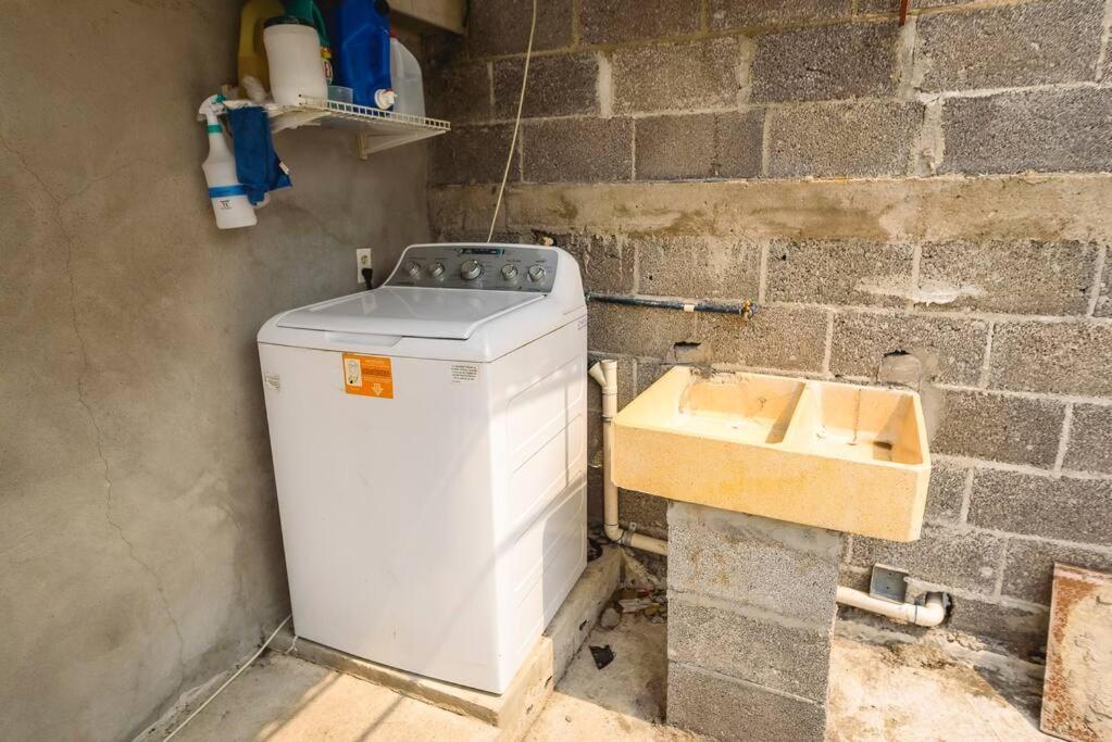 Departamento Grande Con 2 Recamaras Con Aire 5 Camas Wifi 115Mb, Cocina .Cochera Techada, #4 Ciudad Valles Εξωτερικό φωτογραφία